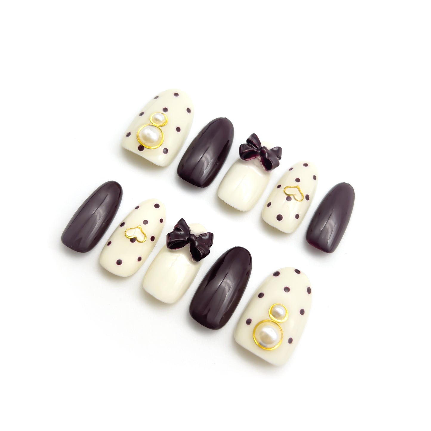 【NEW】ガーリーネイルチップ 【チョコカラーのドットネイル】